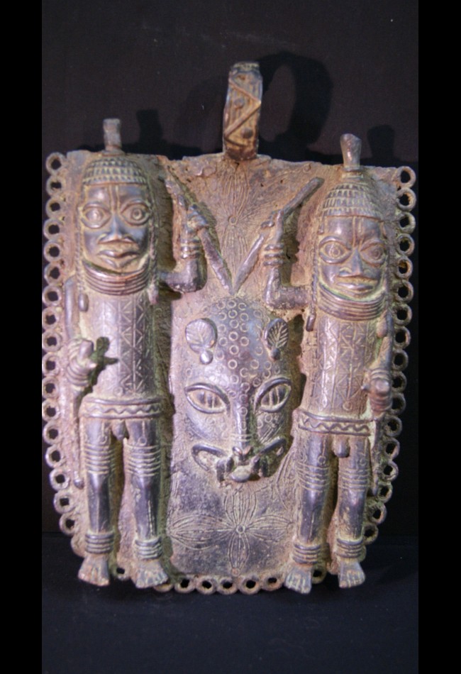 Plaque Ifé en bronze Yoruba Nigéria