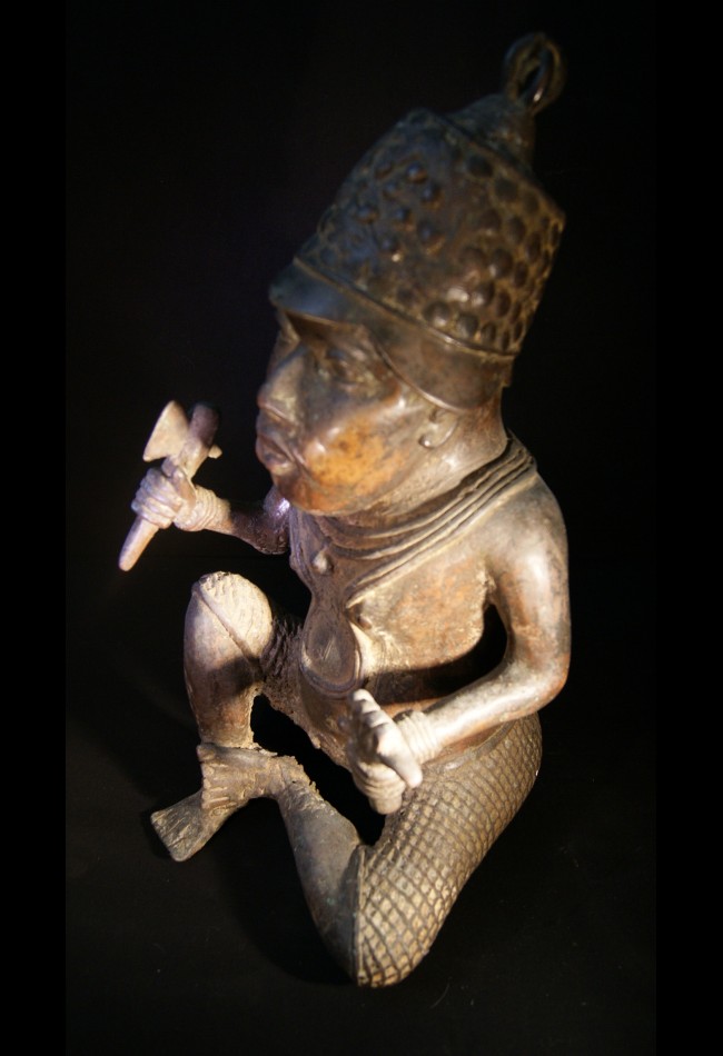 Nain de cour de l'Oba Ifé Bénin Nain de cour de l'Oba Ifé Bénin