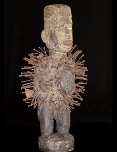 Statue fétiche Kongo Nkisi Yombé RDC