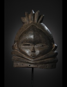 Masque casque Sowei janiforme Mende Sierra Léone