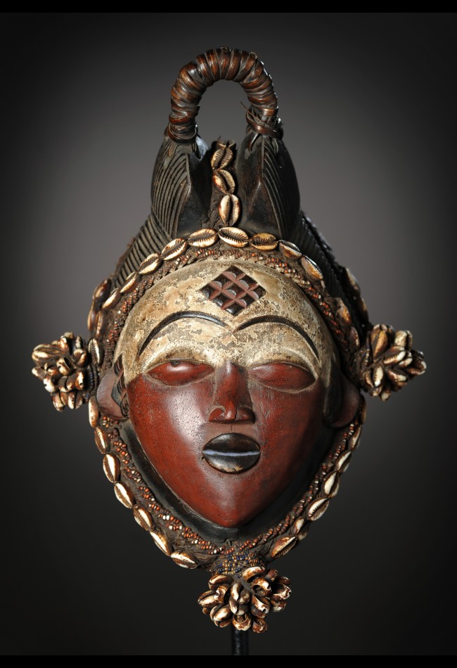 Masque Mukuyi Punu /Lumbu Gabon Masque Mukuyi Punu /Lumbu Gabon