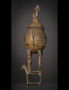 Pot à onguents en bronze Dogon Mali