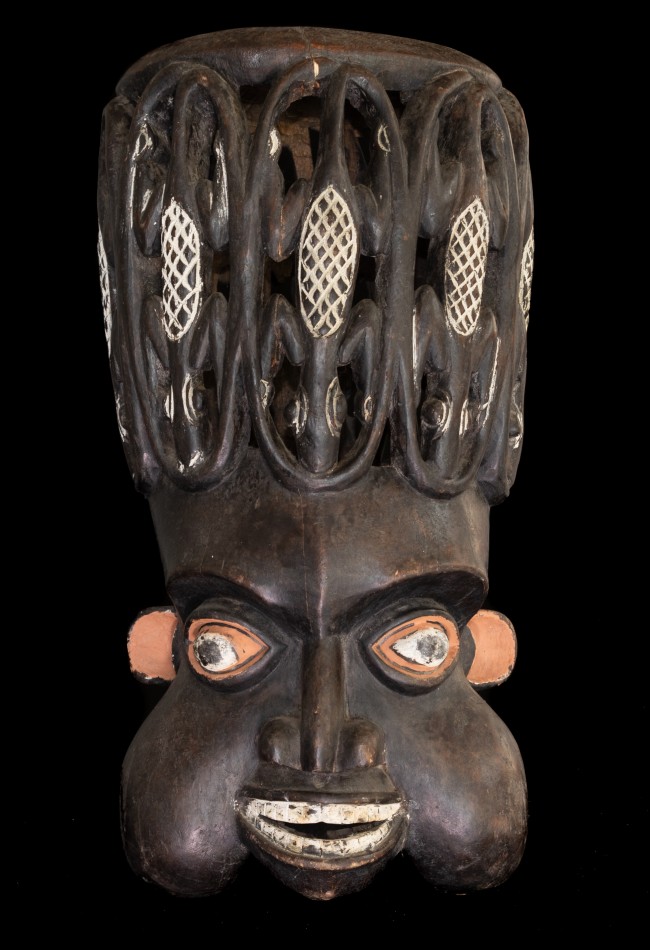 masque casque Bamoun Cameroun masque casque Bamoun Cameroun