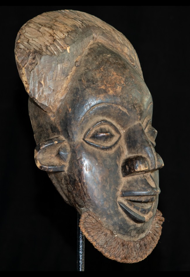 Typique masque Bamoun Cameroun