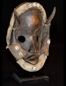 Statuette, masques, objets, antiquités, art et artisanats africains
