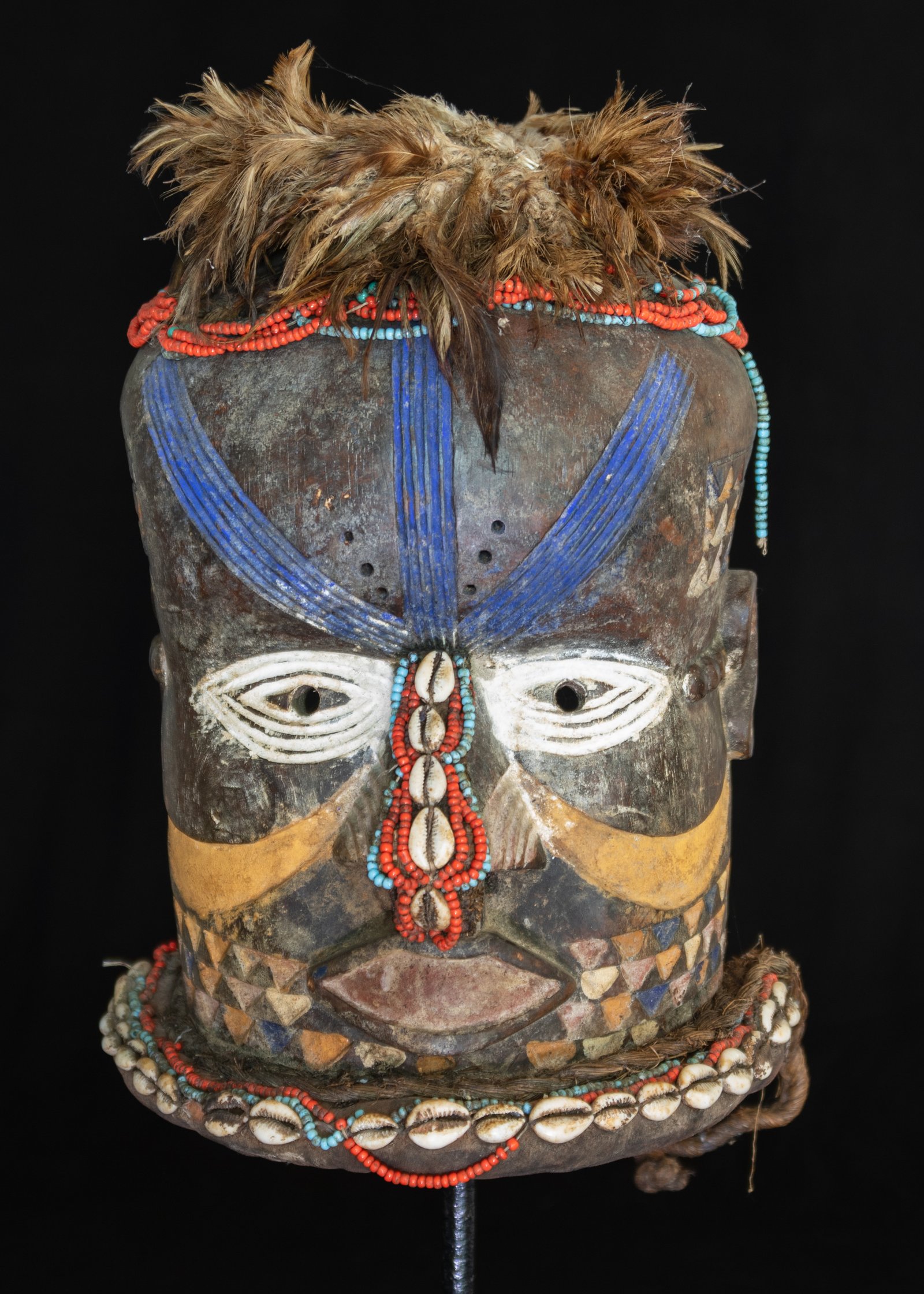 Ancien masque casque africain Kuba Moshambwooy