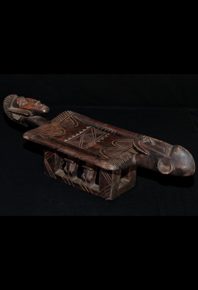 Objets d’art africain / Objets usuels