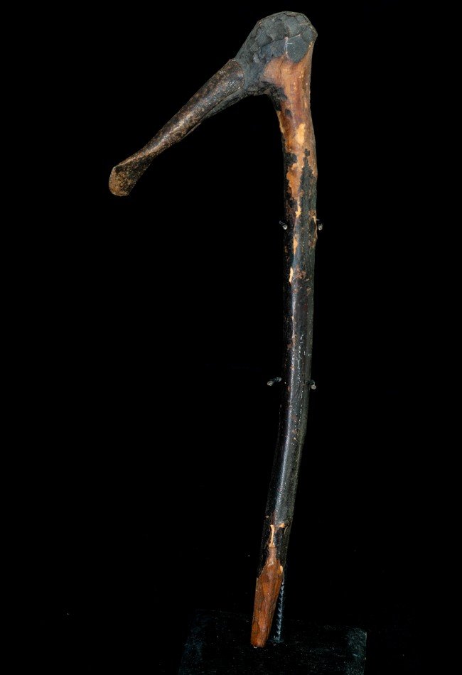 Découvrez notre sélection d’objets usuels Mossi du Burkina Faso, anciens témoignages des savoir-faire et traditions africaines. Des pièces recherchées par les collectionneurs et amateurs d’art africain.
